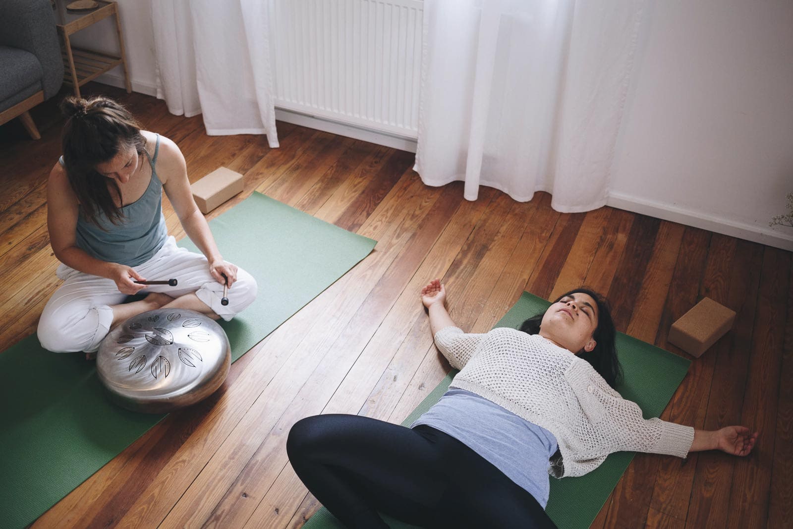 Isabell Auch | Yoga trifft Stimme | Privatstunde Yoga trifft Stimme